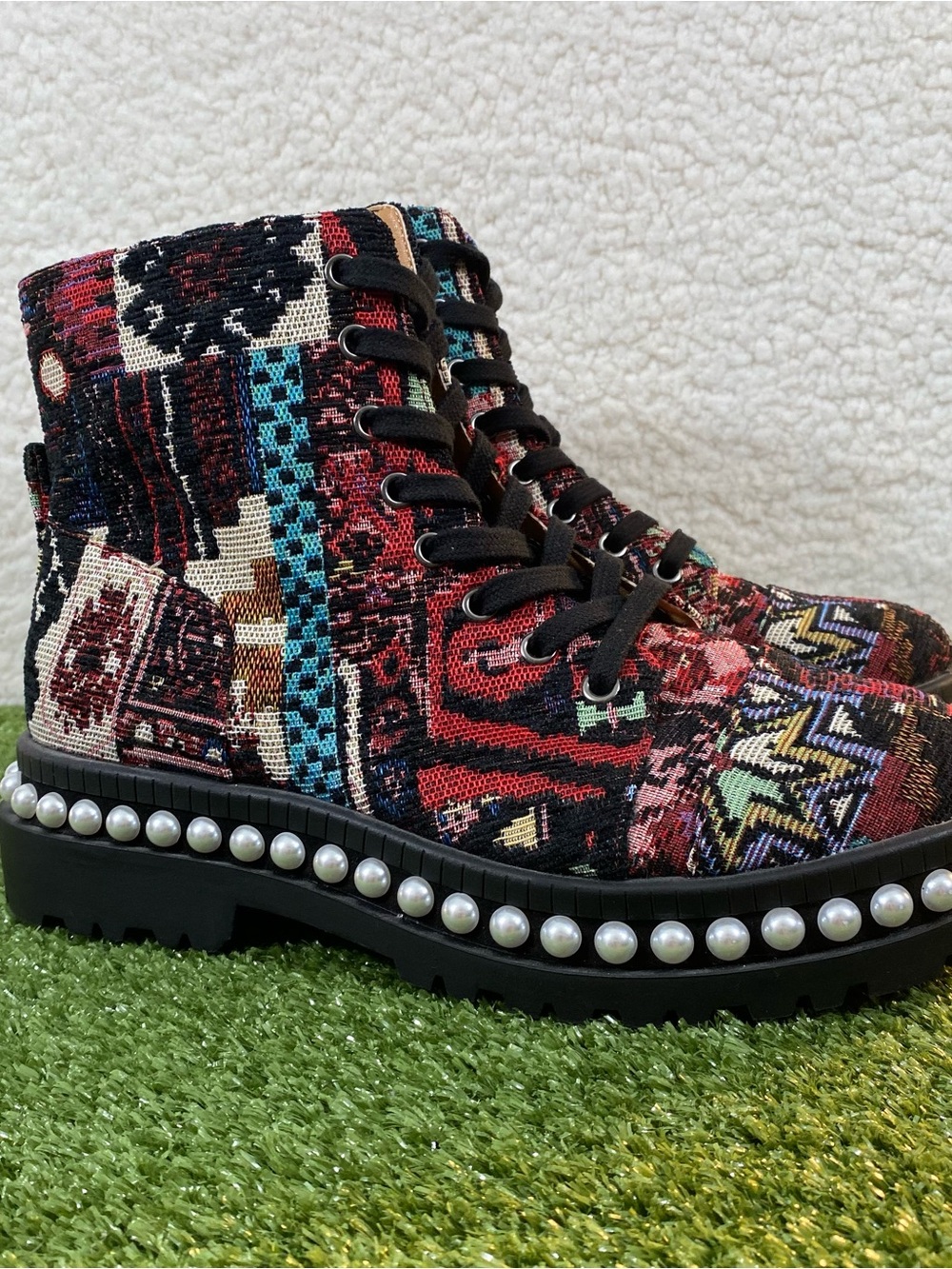 Jessica Simpson JS-Eilir Ankle Boots Womens Size 8.5W Pearl Tapestry Red Black